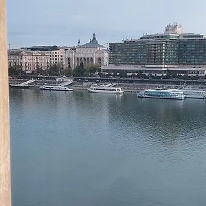 Engel View Apartment
