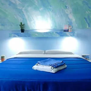 Elisabeth Holidays , Catane Italie