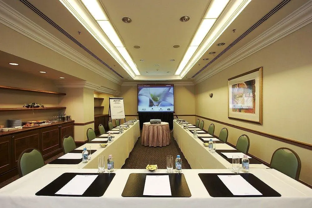 **** Hotel Millennium Court, Budapest - Marriott Executive Apartments Maďarsko