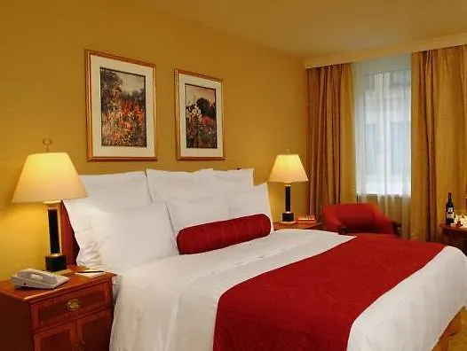 **** Hotel Millennium Court, Budapest - Marriott Executive Apartments Hongrie