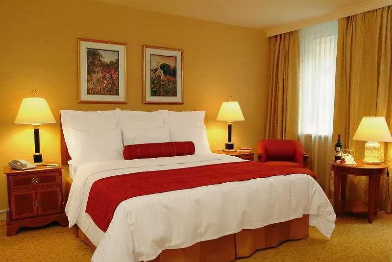 Hotel Millennium Court, Budapest - Marriott Executive Apartments